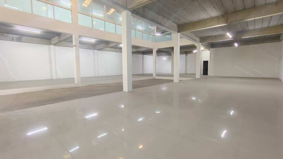 ให้เช่า ตึกเเถว 124 ตร.ว.  ถนน พระราม 3 บางโคล่