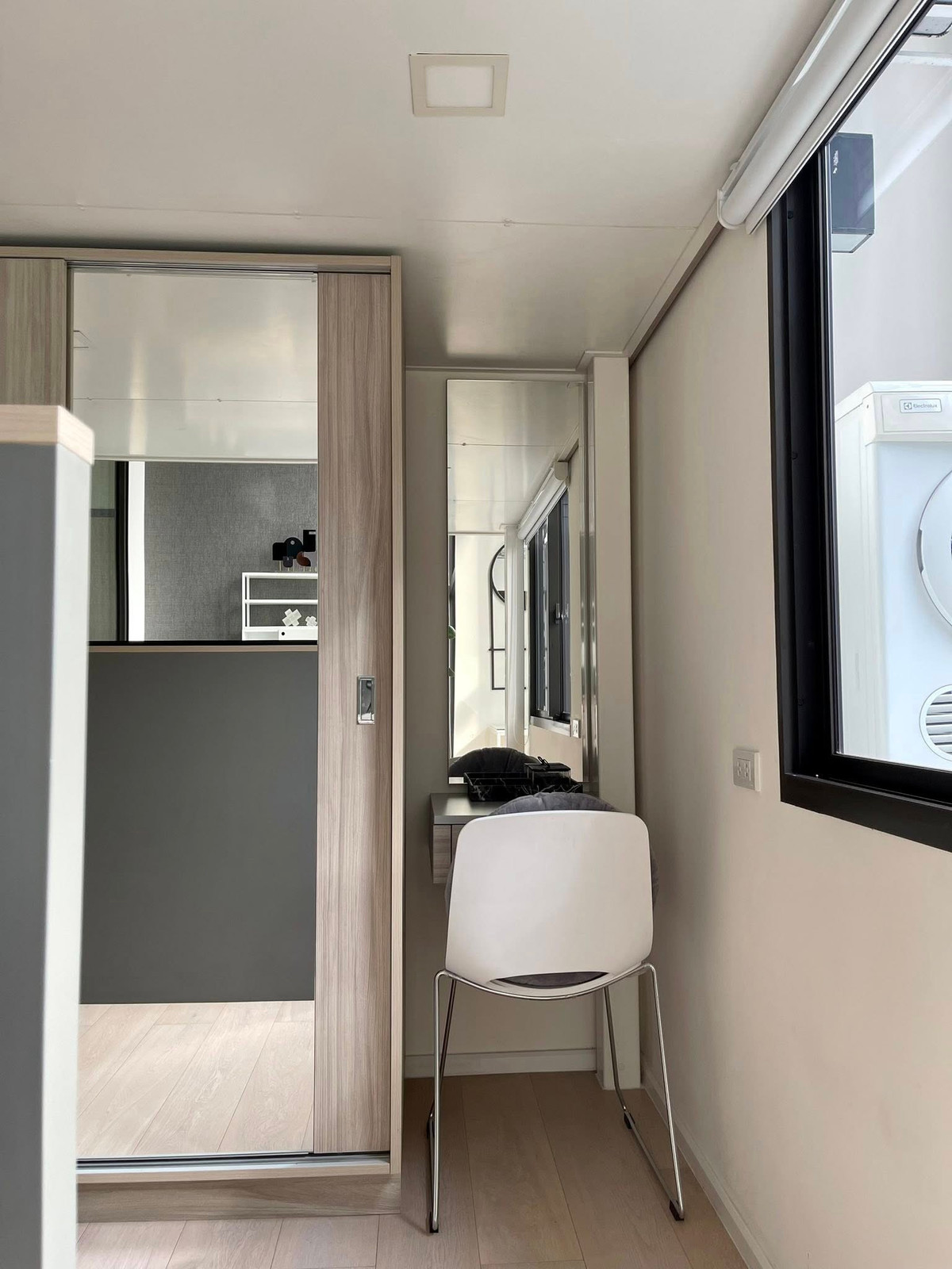 ให้เช่า 1 ห้องนอน  Duplex  37 ตร.ม. ชีวาทัย เรสซิเดนซ์ อโศก Chewathai Residence Asoke