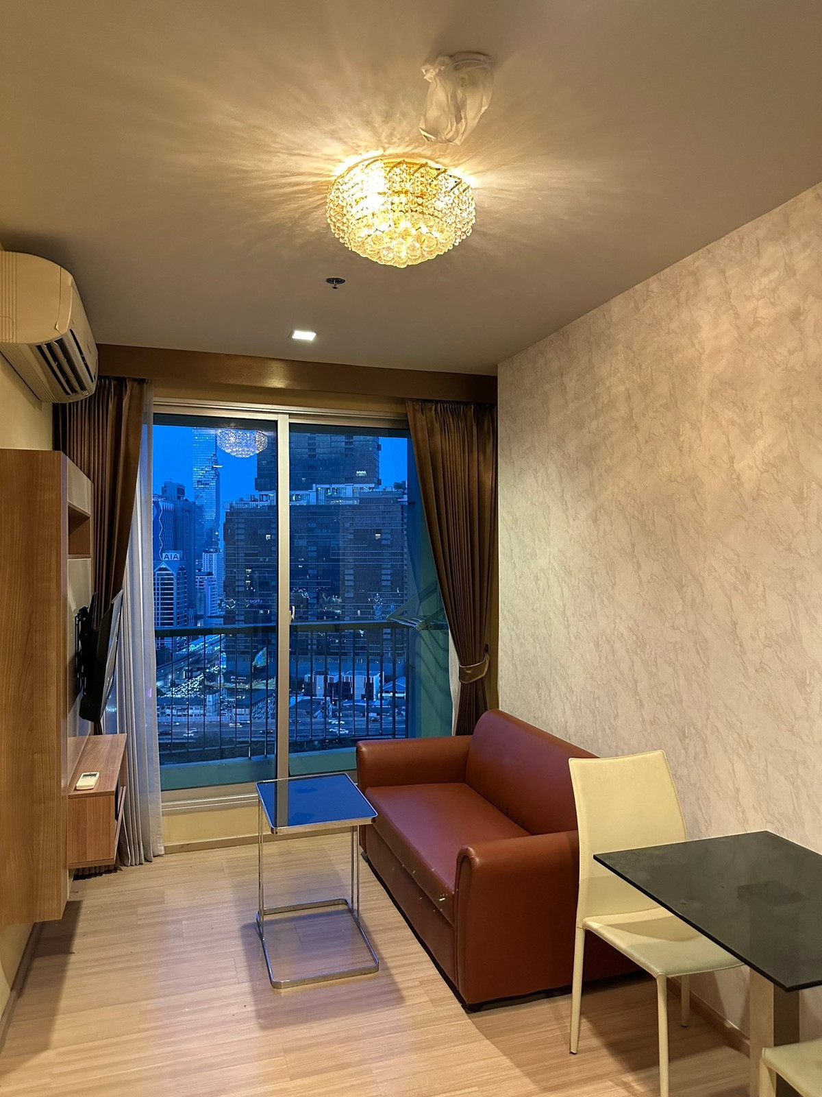 ให้เช่า 1 ห้องนอน 35.5 ตร.ม. ริทึ่ม สาทร Rhythm Sathorn