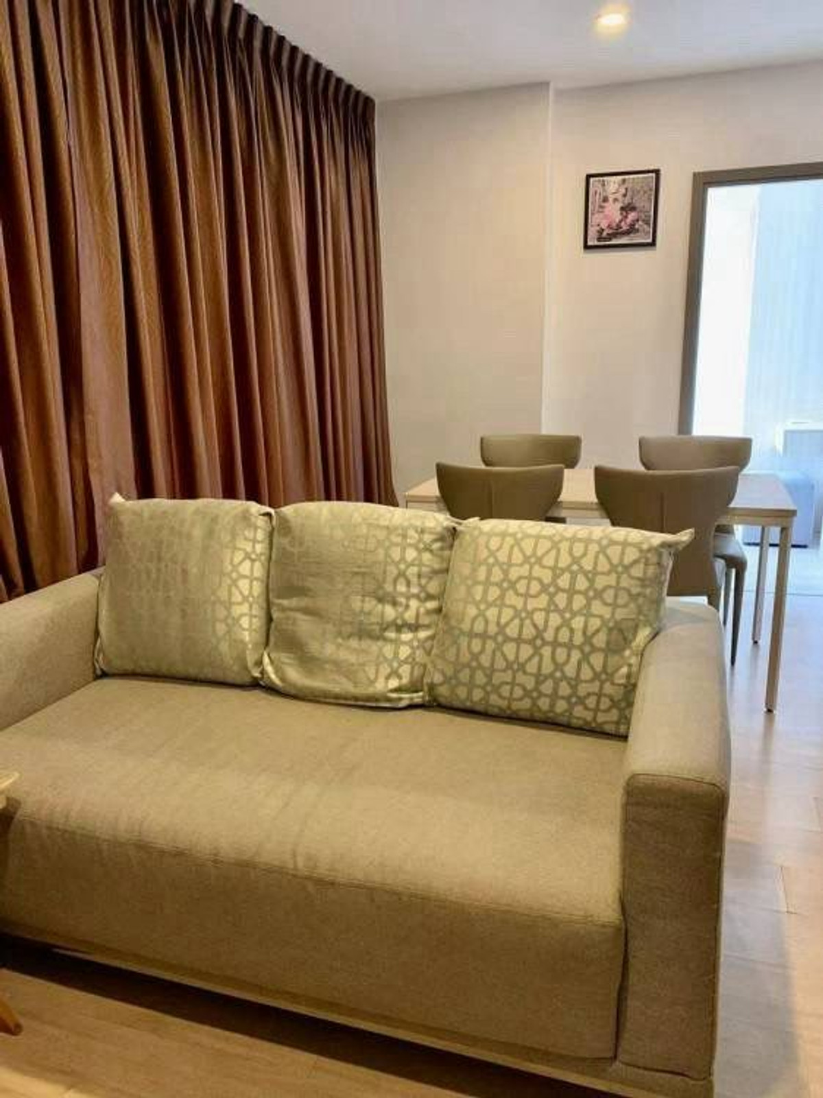 ขาย 2 ห้องนอน  56 ตร.ม. ไอดีโอ โอทู Ideo O2