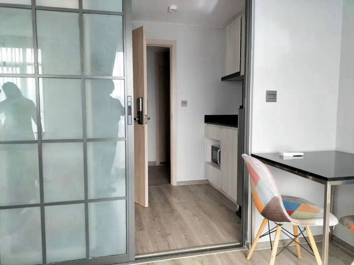 ขาย ห้องสตูดิโอ 30  ตร.ม. มาเอสโตร 19 รัชดา 19 - วิภา Maestro 19 Ratchada19