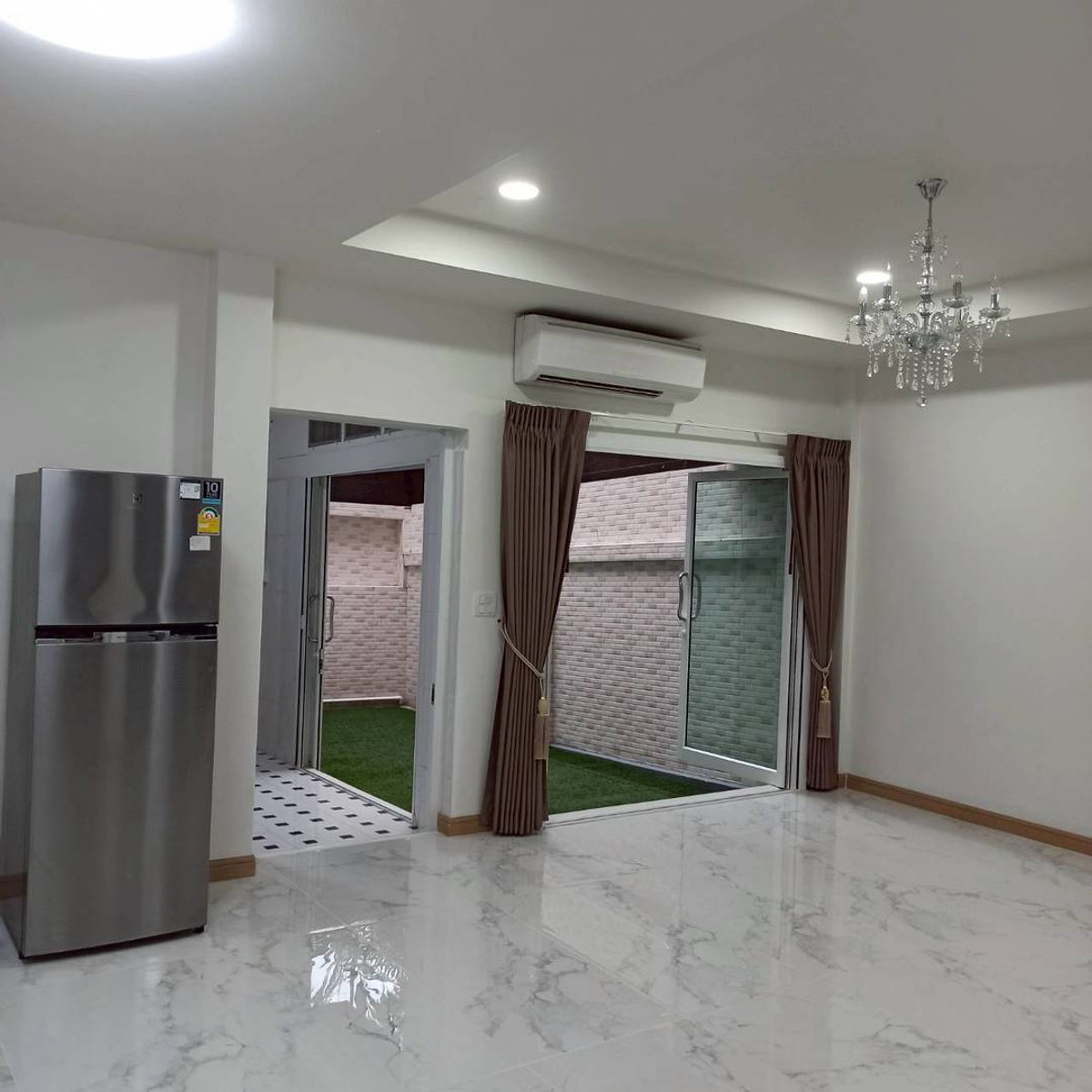 ขาย ทาวน์เฮ้าส์ 36 ตร.ว. หมู่บ้าน 84 แมนชั่น  วังทองหลาง