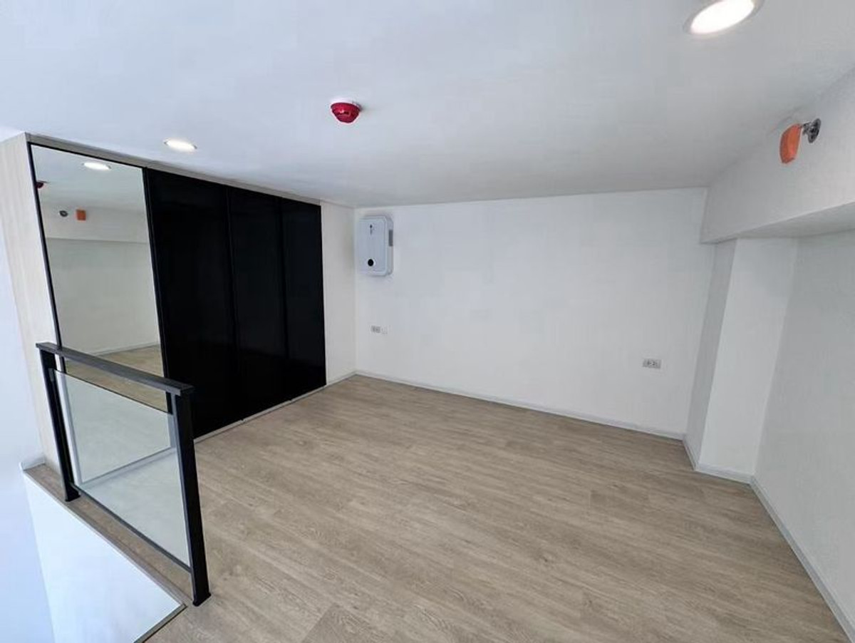 ขาย 1 ห้องนอน 44 ตร.ม. แลนด์มาร์ค แอทเอ็มอาร์ทีเอ สเตชั่น Landmark @MRTA Station