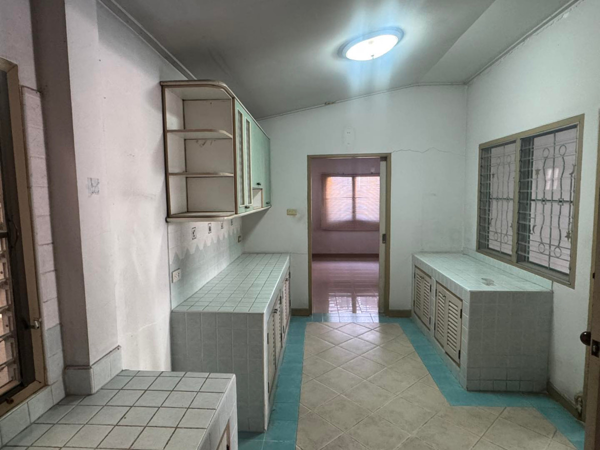 ขาย บ้านเดี่ยว 73 ตร.ว.  หมู่บ้านปรีชา สุวินทวงศ์  ซ. สุวินทวงค์ 34