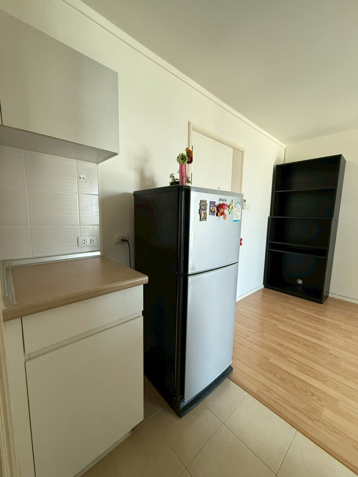 ขาย ห้องสตูดิโอ 28 ตร.ม. ไลฟ์ วัน ไวร์เลส  Life One Wireless