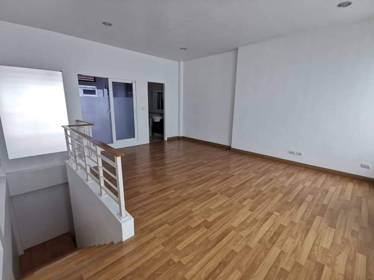 ให้เช่า ทาวน์โฮม 20 ตร.ว. โครงการ Urbanion พระราม 9 - ลาดพร้าว