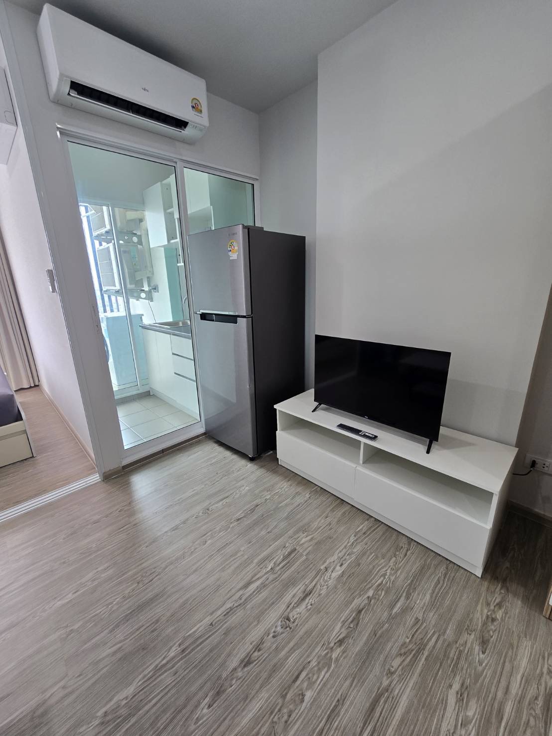 ให้เช่า 1 ห้องนอน 28 ตร.ม. รีเจ้นท์โฮม บางนา Regent Home Bangna