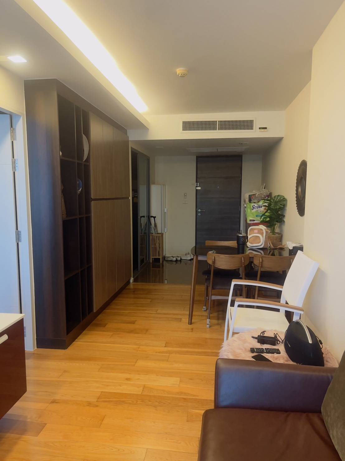 ขาย 1 ห้องนอน 48 ตร.ม.  โฟกัส เพลินจิต คอนโดมิเนียม สุขุมวิท Focus Ploenchit Condominium   ใกล้ BTS เพลินจิต