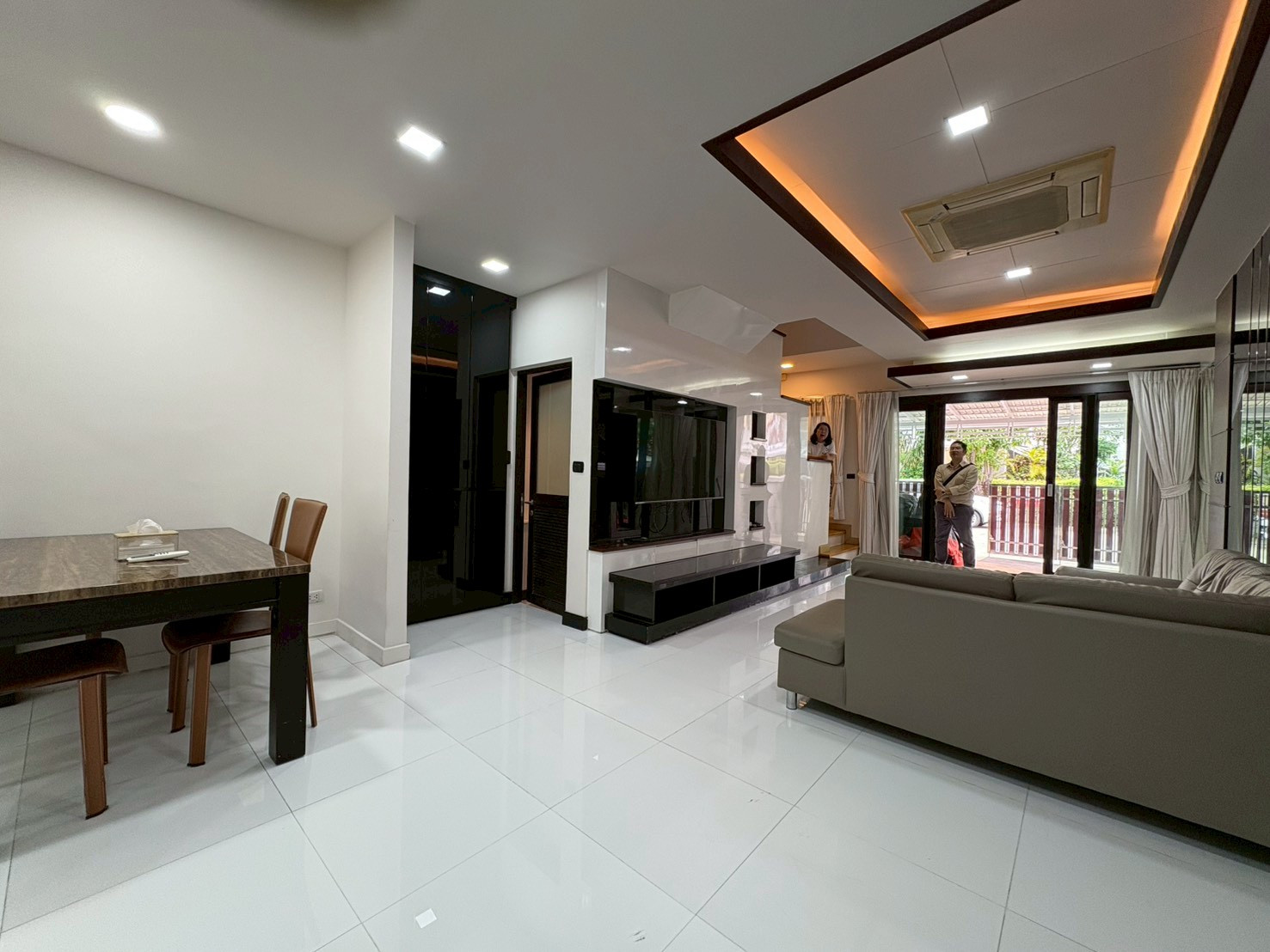 ให้เช่า ทาวน์เฮ้าส์  โครงการ Urbanion พระราม 9 บ้านกลางเมือง เออร์บาเนี่ยน พระราม 9-ลาดพร้าว
