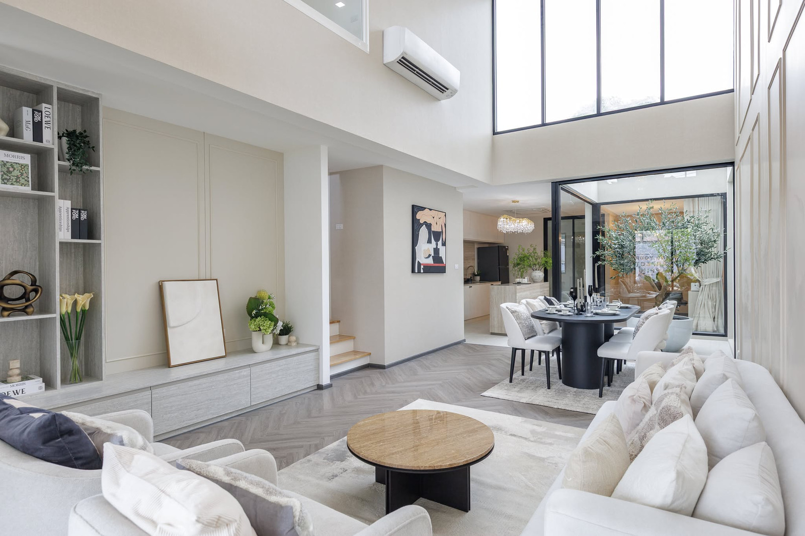 ขาย ทาวน์โฮมหรู 3.5 ชั้น ใกล้เมือง พร้อมอยู่  The Blisz ICONIC Sathon – Charan 35