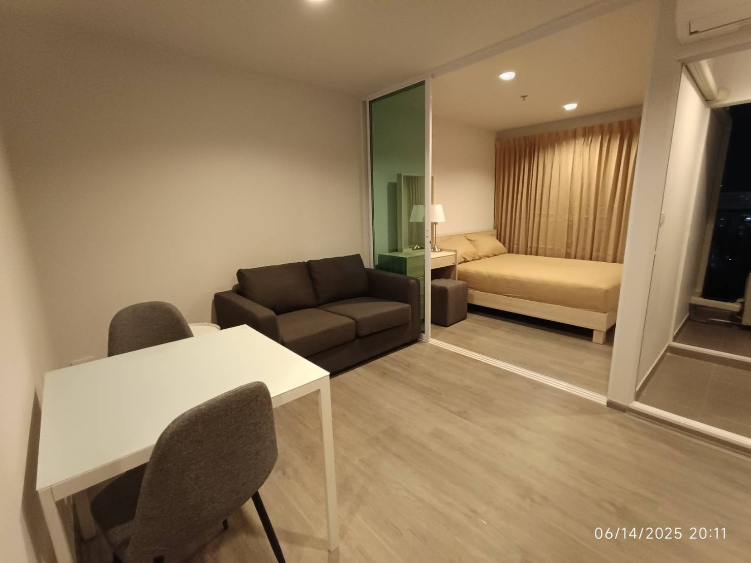 ให้เช่า 1  ห้องนอน รีเจ้นท์โฮม บางนา Regent Home Bangna
