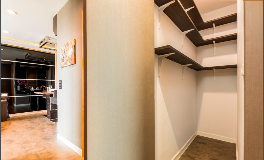 ให้เช่า 2 ห้องนอน 72 ตร.ม. ชั้น 37 ห้องดีไซน์พิเศษ  เซอร์เคิล คอนโดมิเนียม Circle Condominium  2