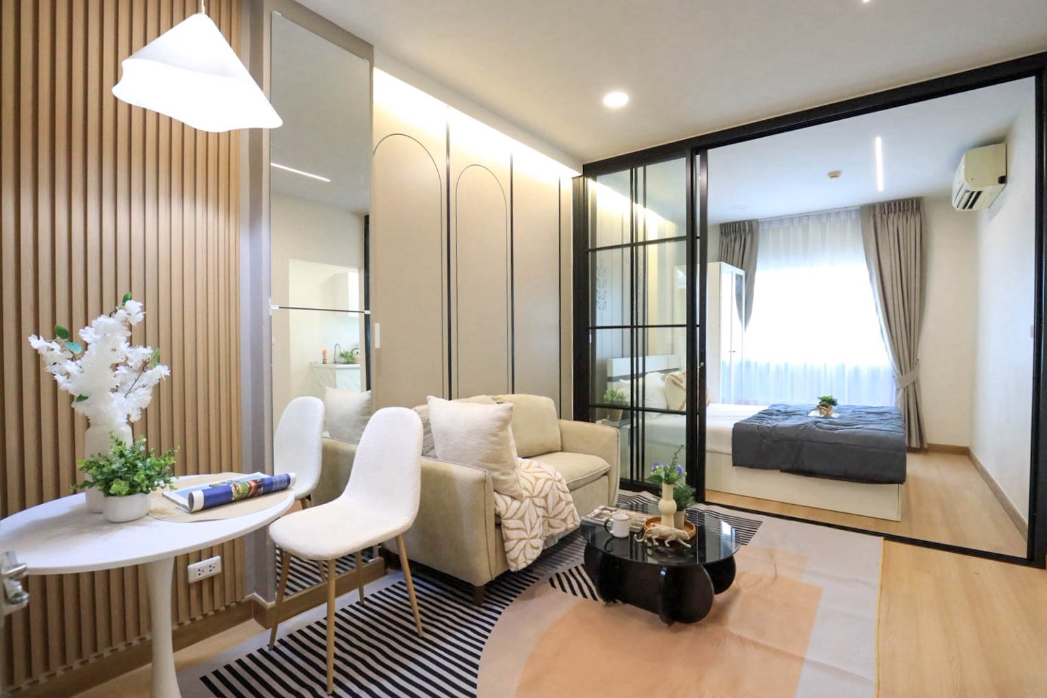 ขาย  1 ห้องนอน เเต่งครบ เดอะ คิทท์ พลัส สุขุมวิท 113 The Kith Plus Sukhumvit 113