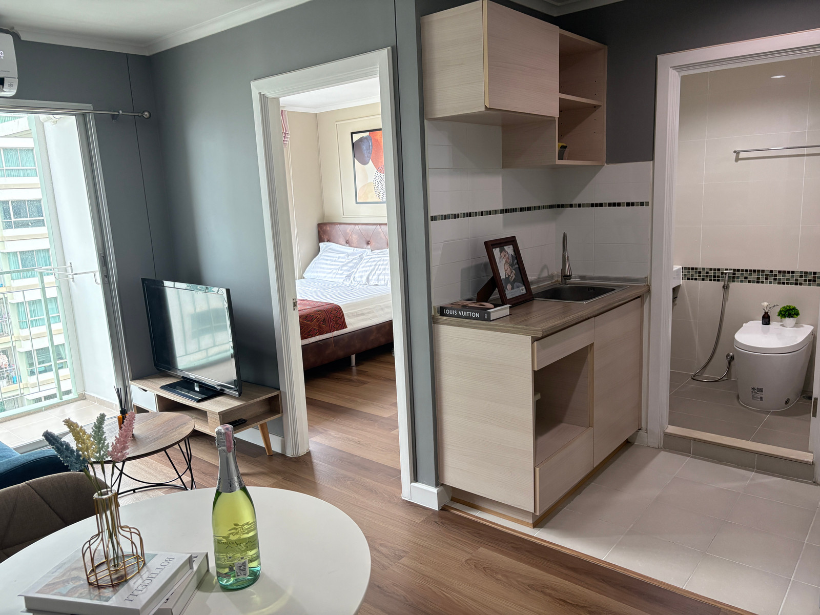ขาย 1 ห้องนอน 28.74 ตร.ม. ชั้นสูง ลุมพินี พาร์ค ริเวอร์ไซด์ พระราม 3