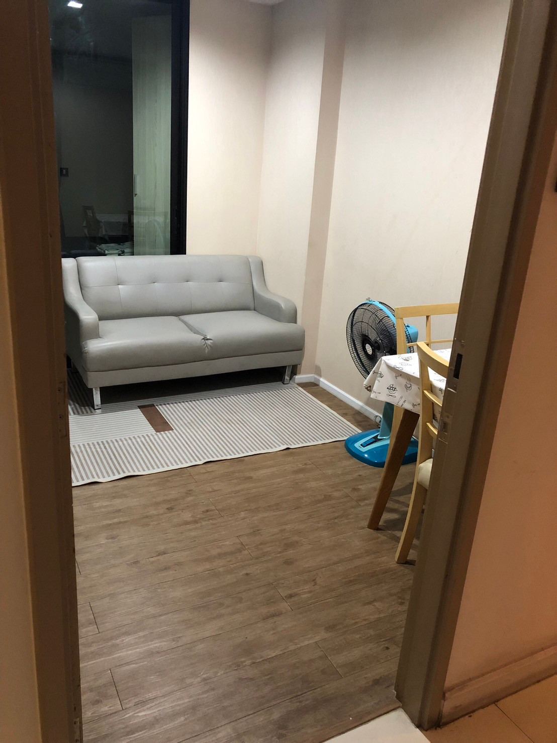 ให้เช่า 1 ห้องนอน 29.20 ตร.ม. ทรอปิคาน่า @ บีทีเอส เอราวัณ Tropicana Condominium