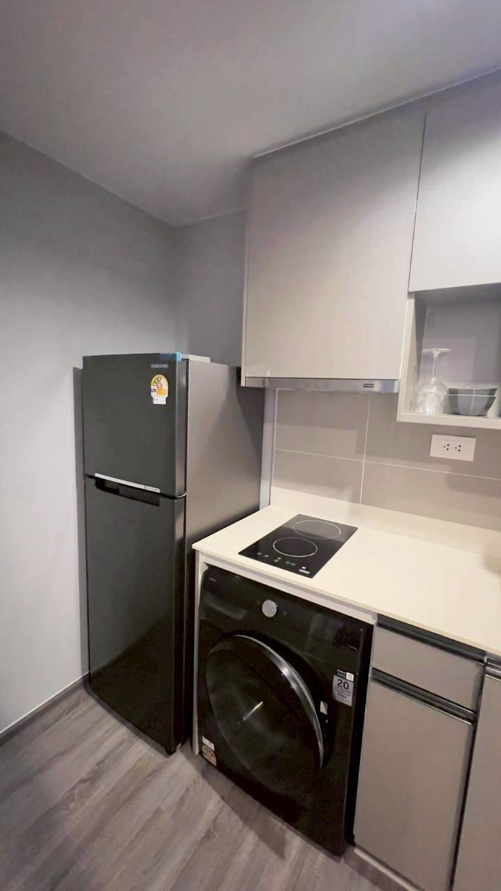 ให้เช่า 1 ห้องนอน 35 ตร.ม.  ใจกลางสุขุมวิท ไอดีโอ โมบิ สุขุมวิท 40 Ideo Mobi Sukhumvit 40