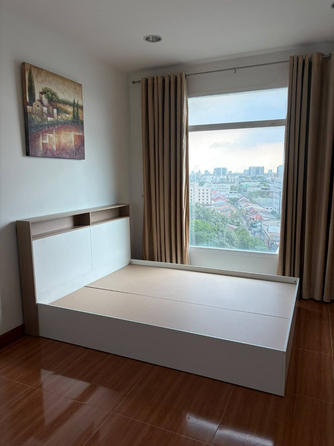 ให้เช่า 1 ห้องนอน ขนาดใหญ่ 77 ตร.ม.  ไอวี เรสซิเดนซ์ ปิ่นเกล้า IVY Residences Pinklao