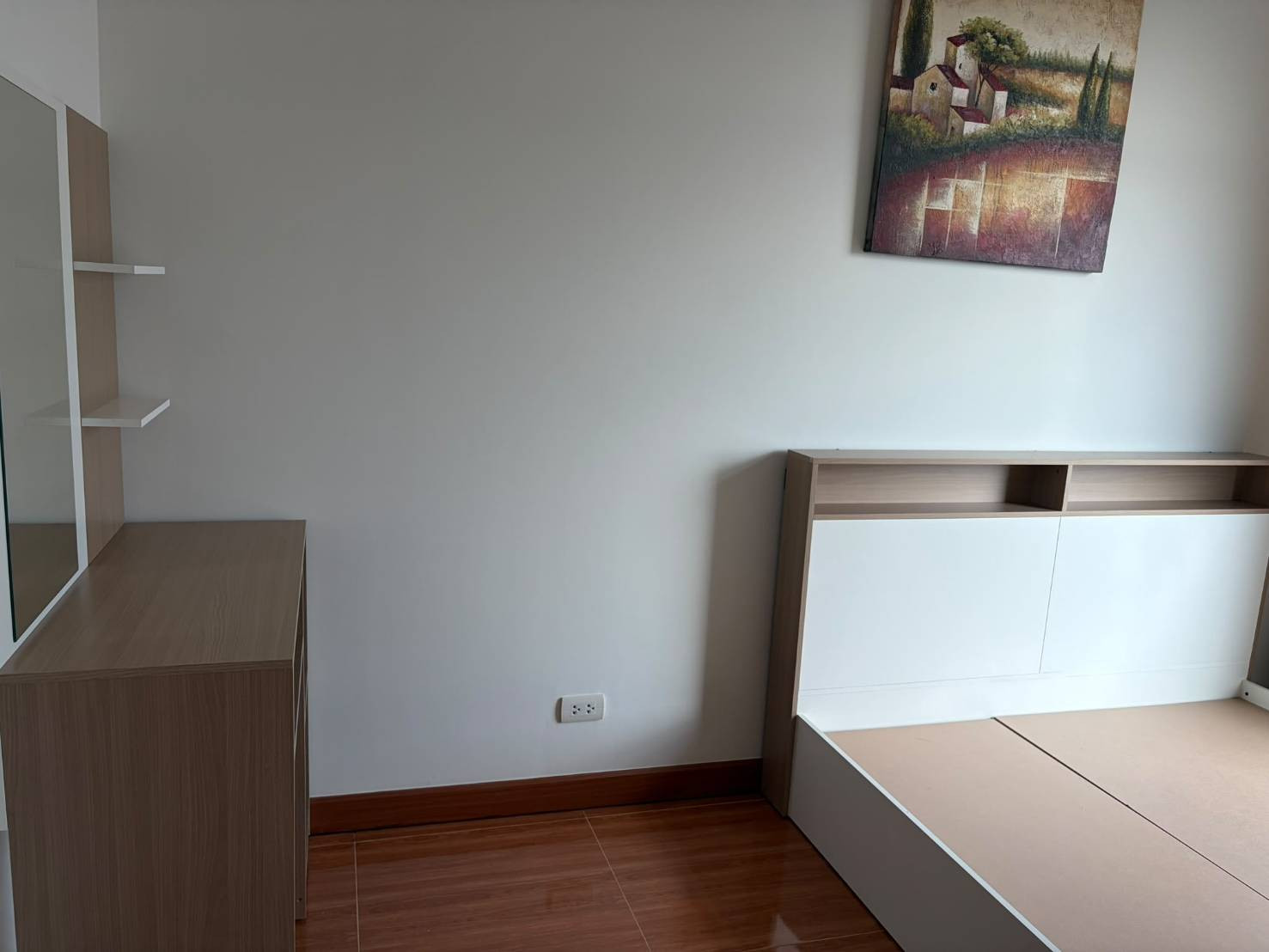 ให้เช่า 1 ห้องนอน ขนาดใหญ่ 77 ตร.ม.  ไอวี เรสซิเดนซ์ ปิ่นเกล้า IVY Residences Pinklao