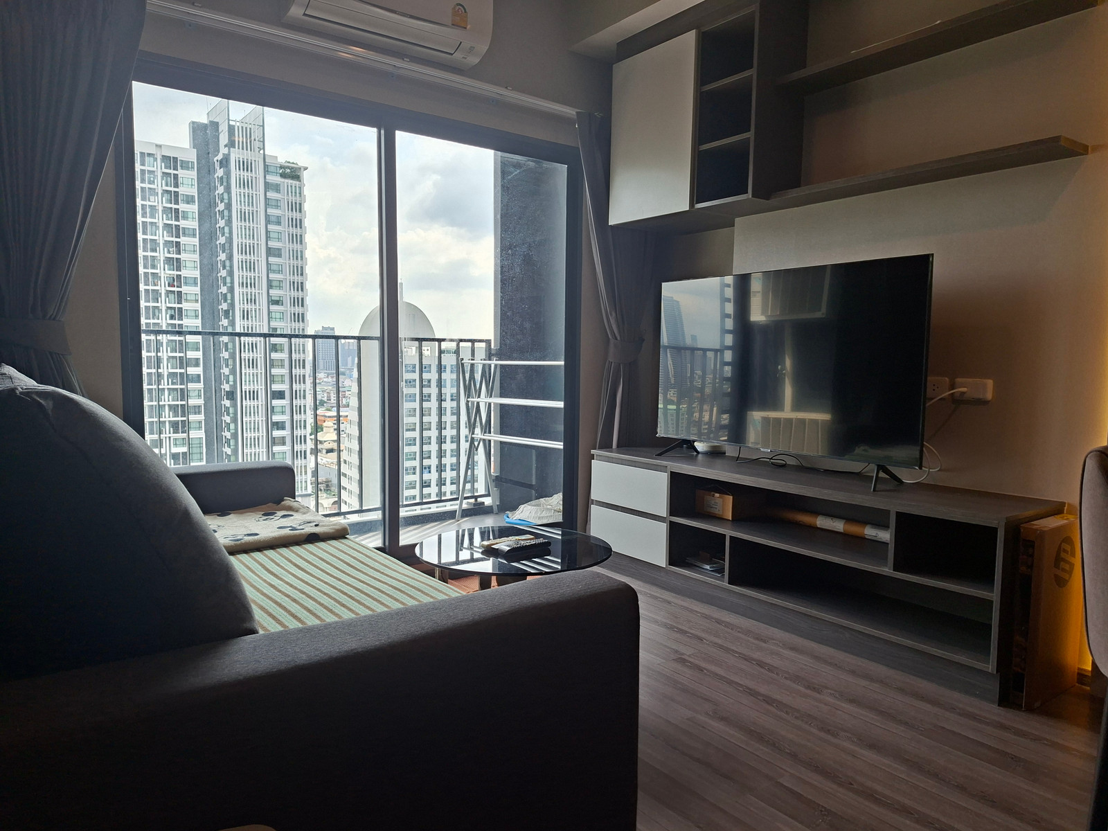 ขาย/เช่า 2 ห้องนอน ทำเล ใกล้รถไฟฟ้า ไอดีโอ สาทร–วงเวียนใหญ่ IDEO Sathorn–Wongwian Yai