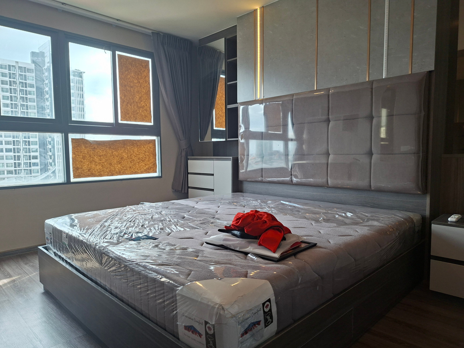 ขาย/เช่า 2 ห้องนอน ทำเล ใกล้รถไฟฟ้า ไอดีโอ สาทร–วงเวียนใหญ่ IDEO Sathorn–Wongwian Yai